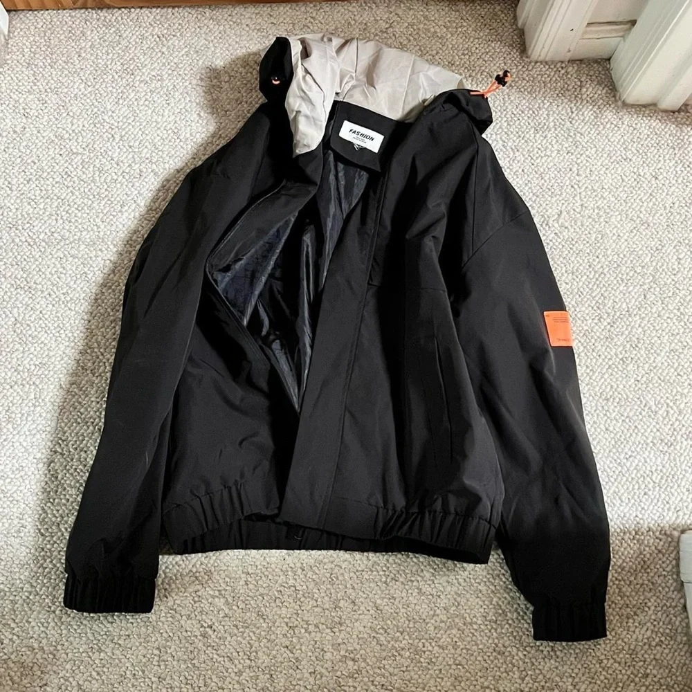 Mens Patched Detail Drawstring Hooded Jacket Raincoat - Picture 3 of 5